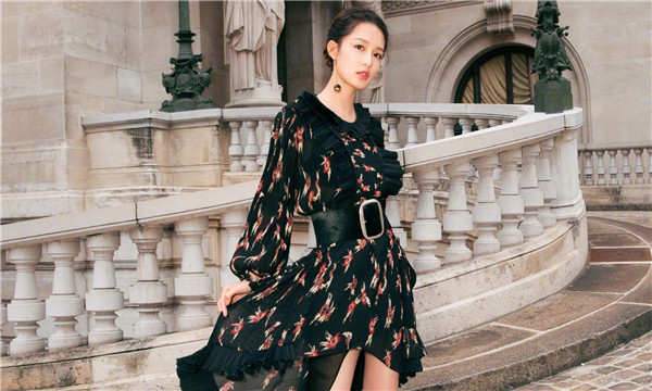 兴城标题：包生男孩机构：助你成功代怀生子，实现家庭梦想